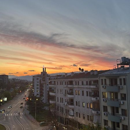 City5 Rooms & Suites By Lsa Skopje Buitenkant foto